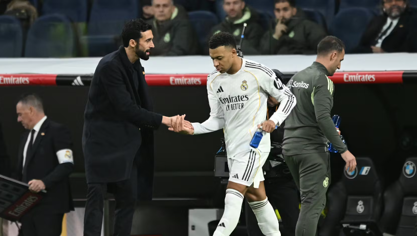 姆巴佩膝伤恢复神速，有望火线复出迎战曼城